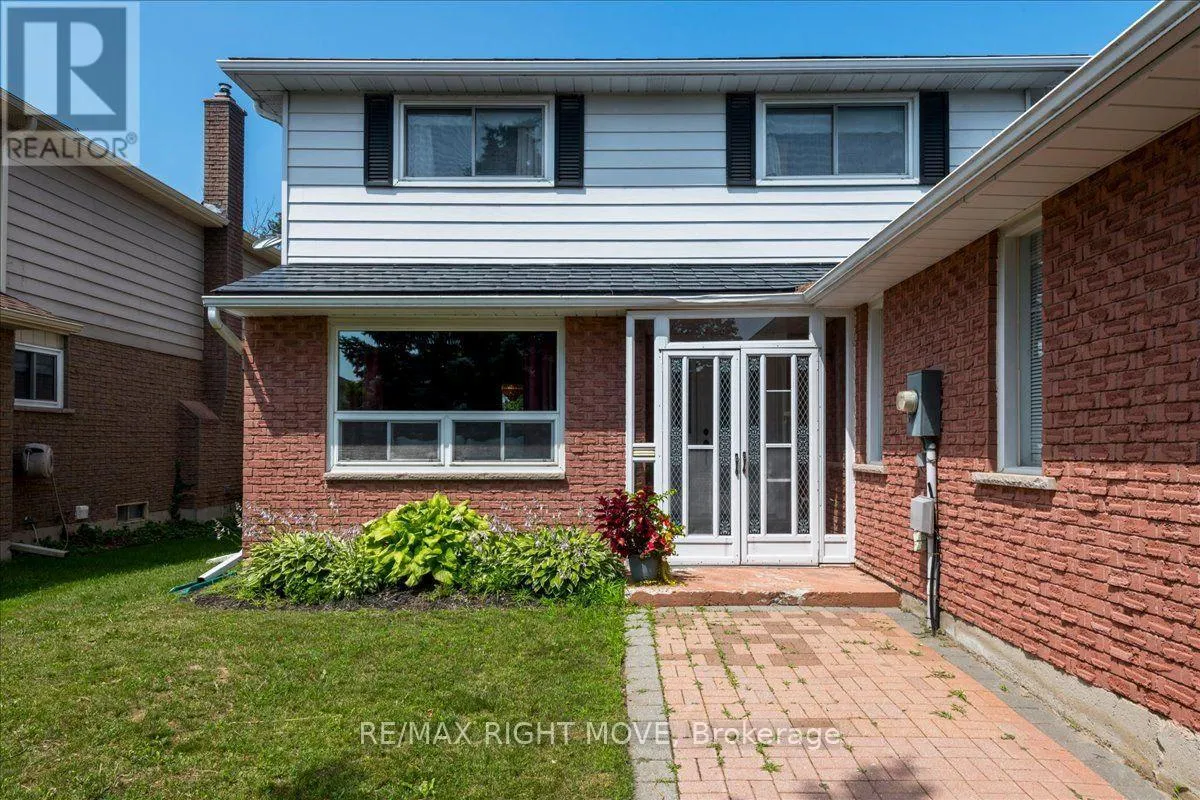 55 LAURENTIAN LANE
