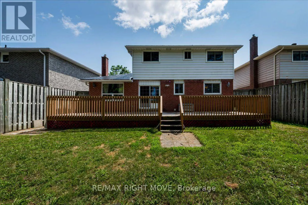 55 LAURENTIAN LANE