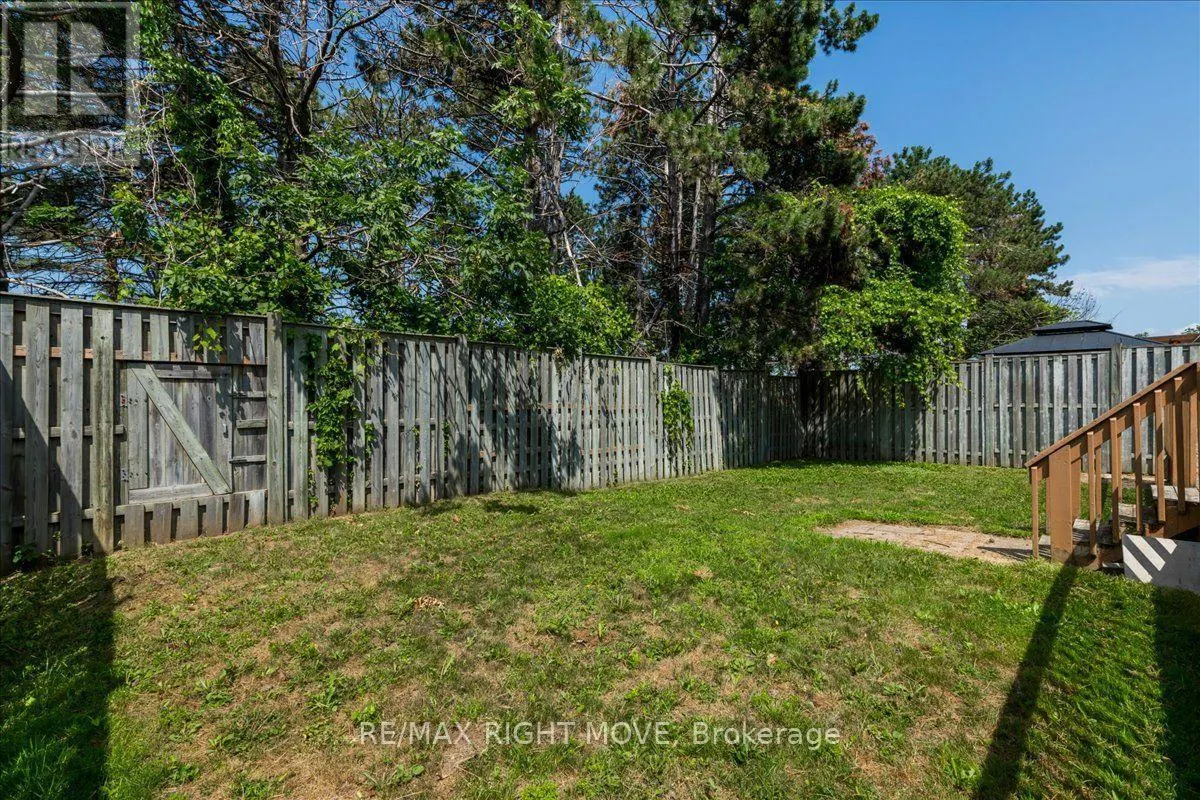 55 LAURENTIAN LANE