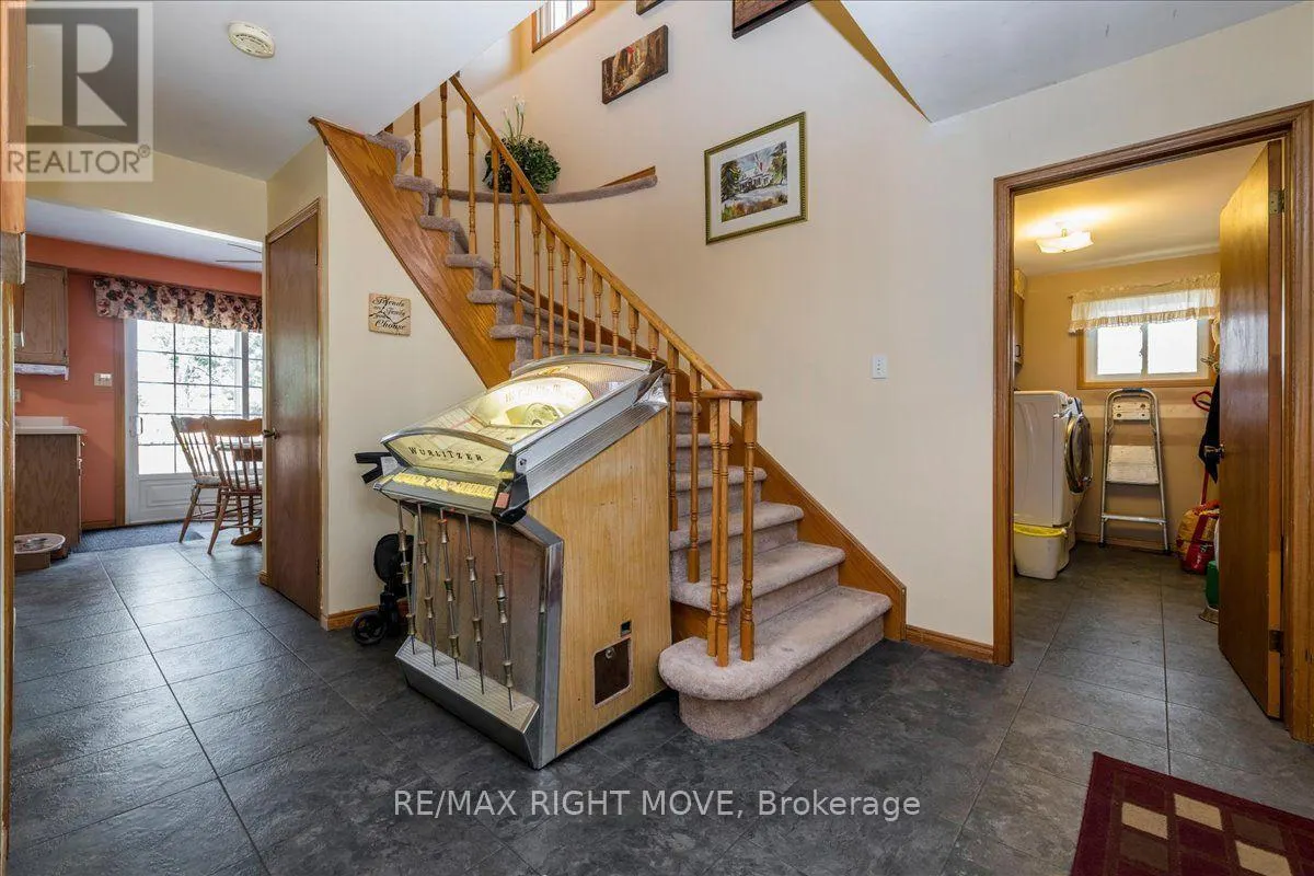 55 LAURENTIAN LANE