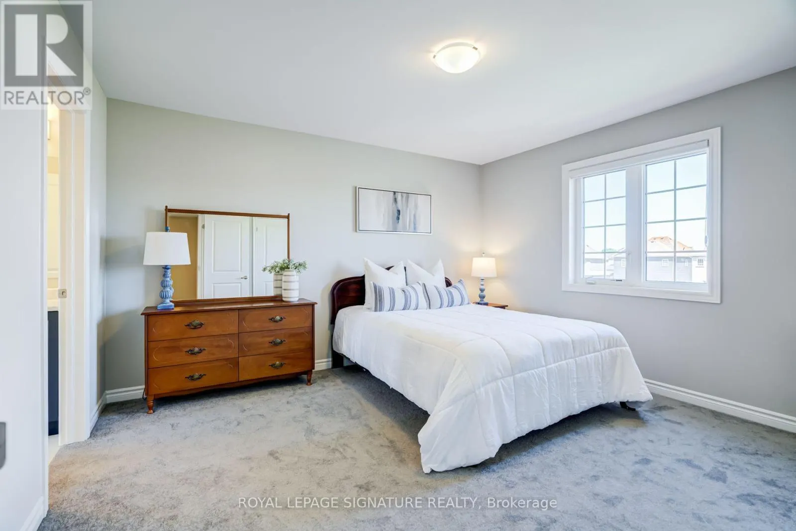 252 SPRINGFIELD CRESCENT