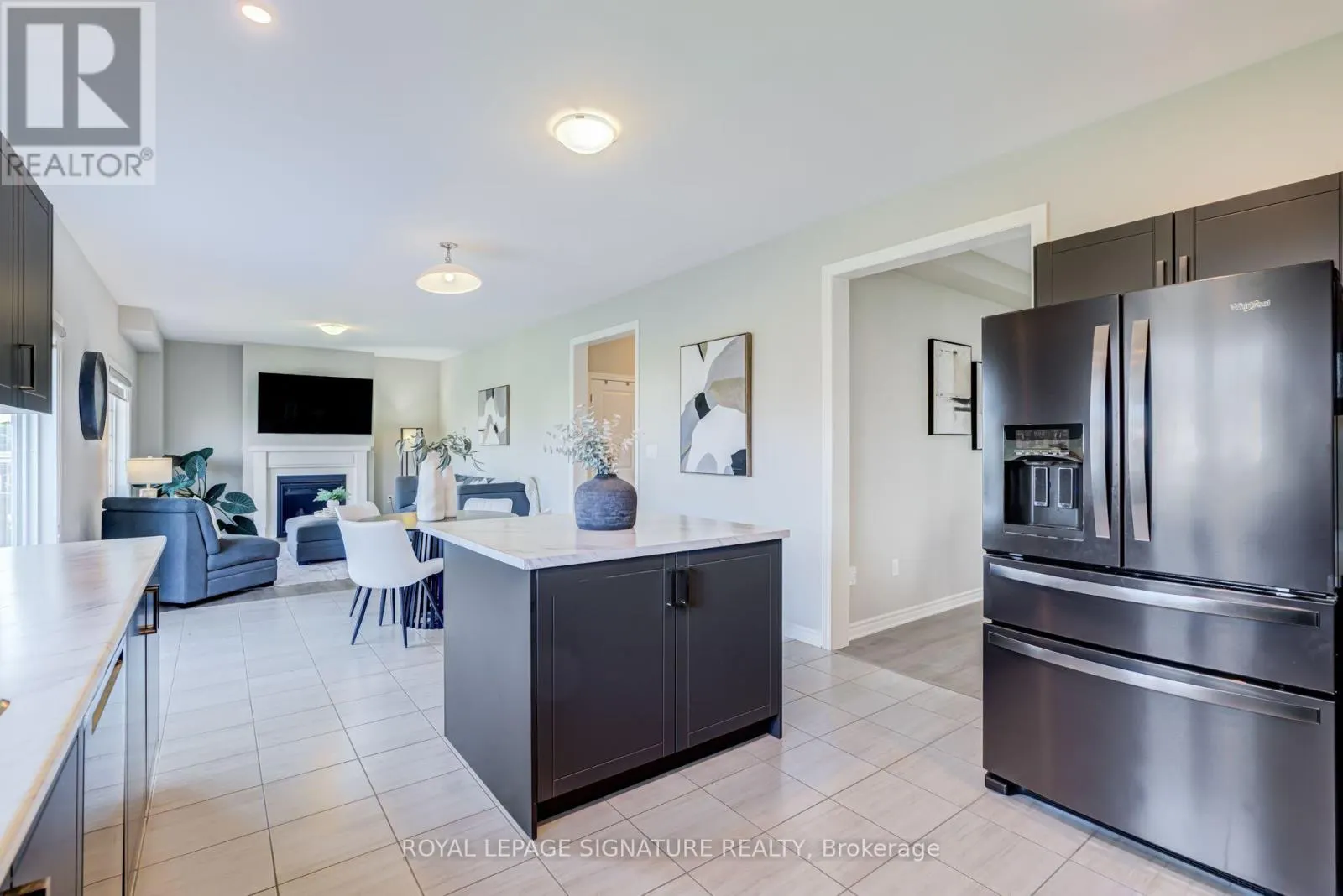 252 SPRINGFIELD CRESCENT