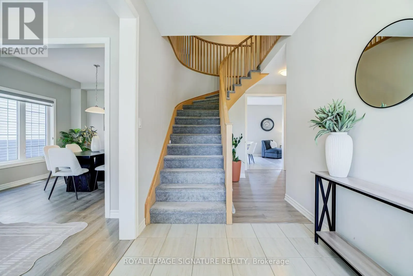 252 SPRINGFIELD CRESCENT