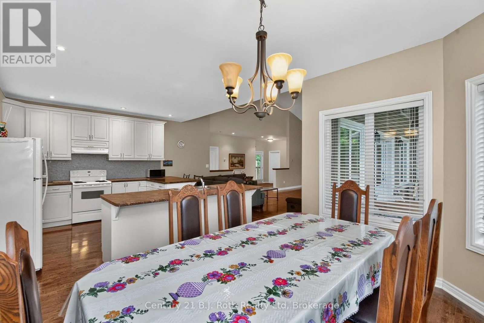 11 RUE KAROLA ROAD