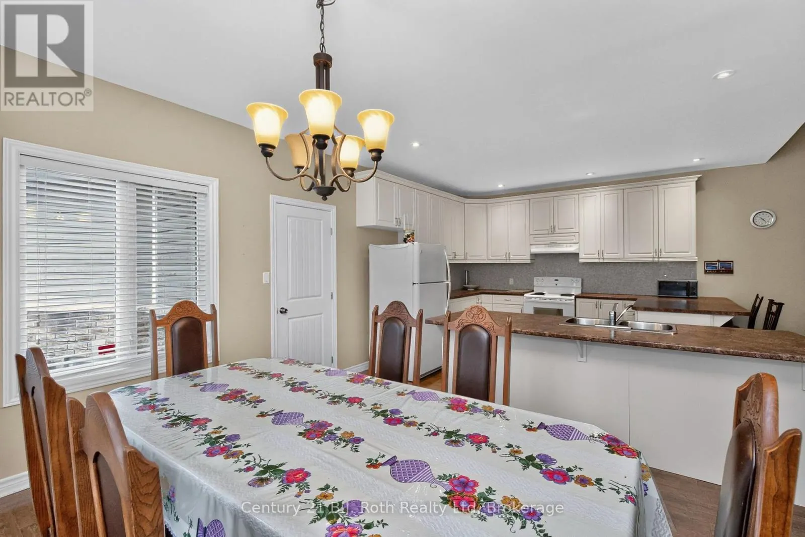 11 RUE KAROLA ROAD