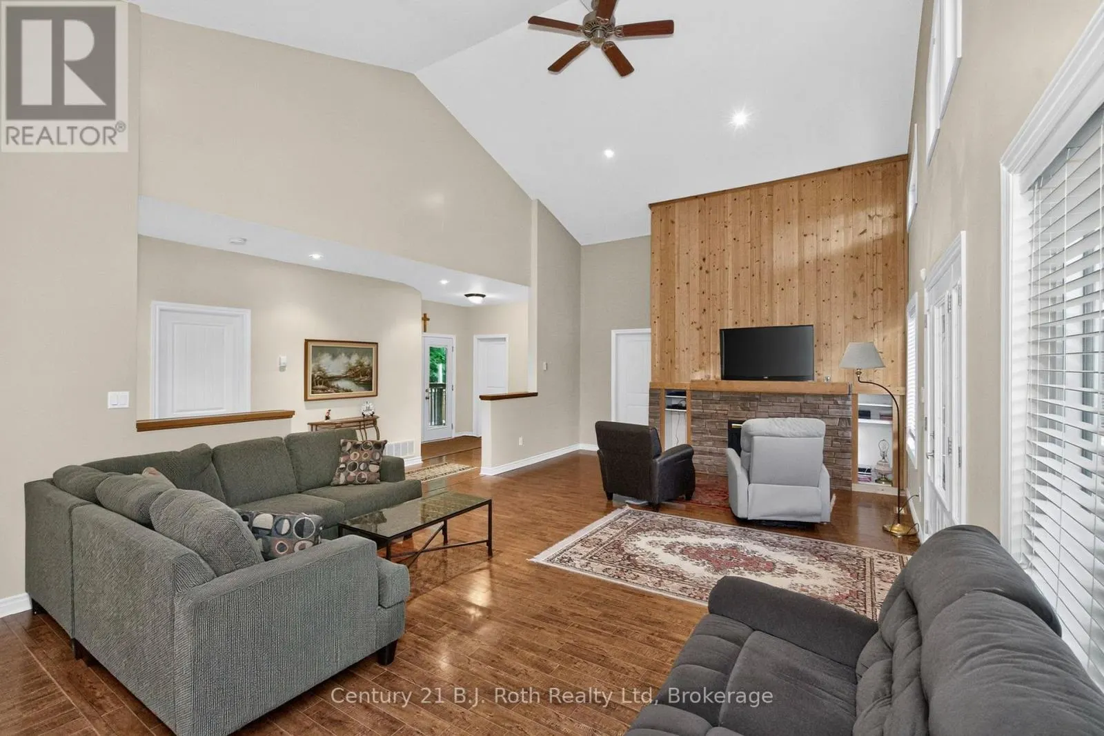 11 RUE KAROLA ROAD