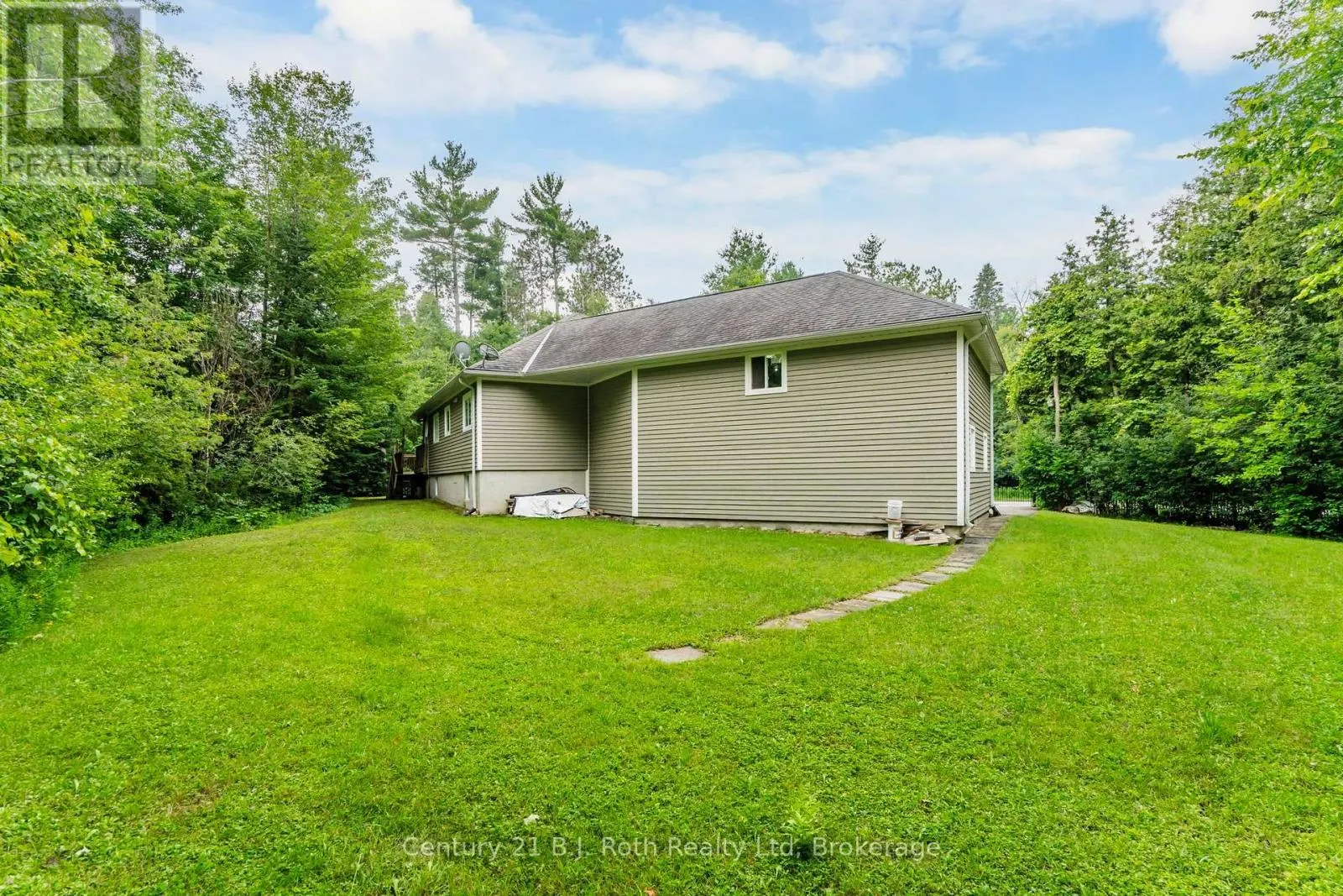 11 RUE KAROLA ROAD
