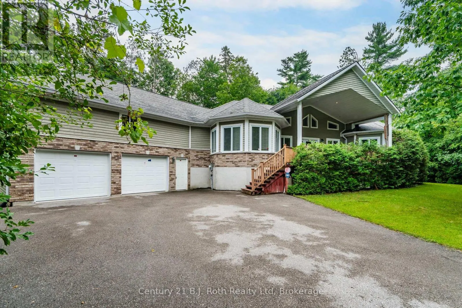 11 RUE KAROLA ROAD