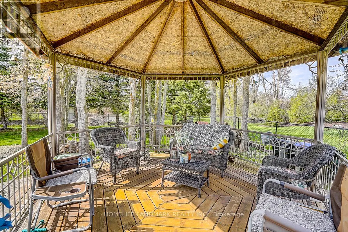 49 RED OAK CRESCENT