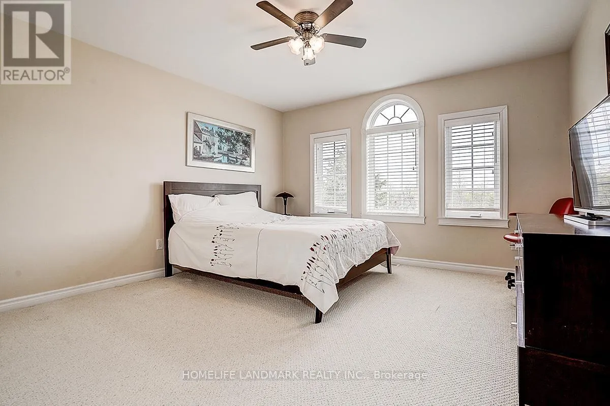 49 RED OAK CRESCENT