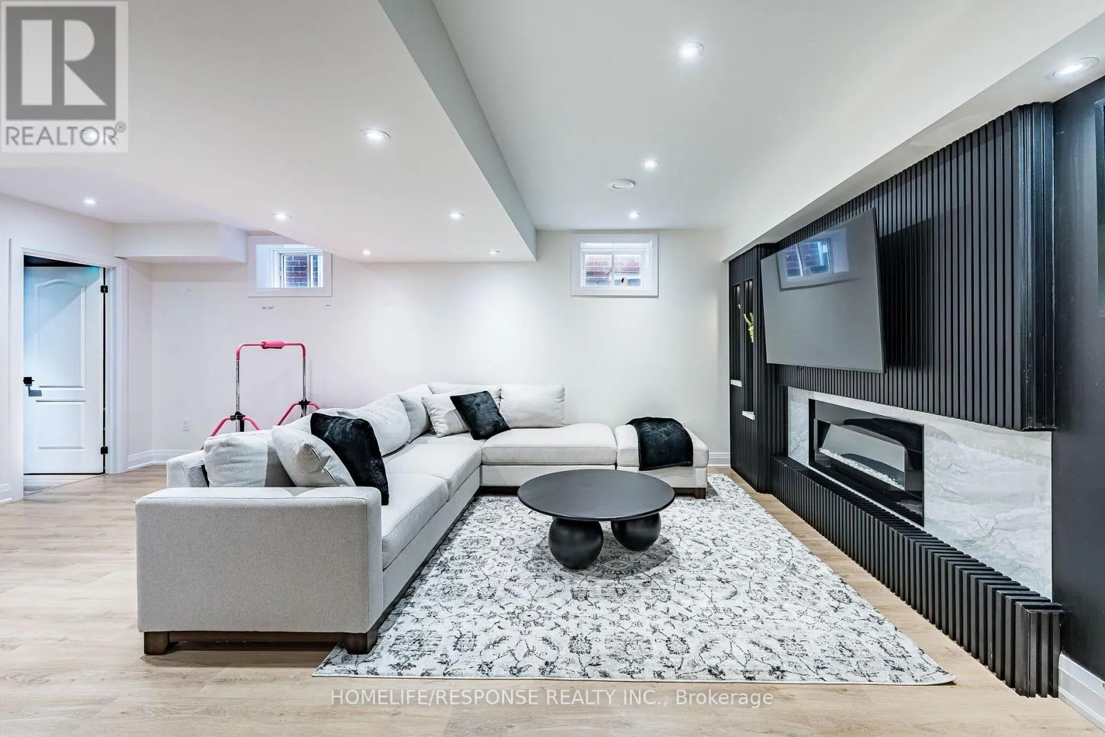 3019 SIERRA DRIVE