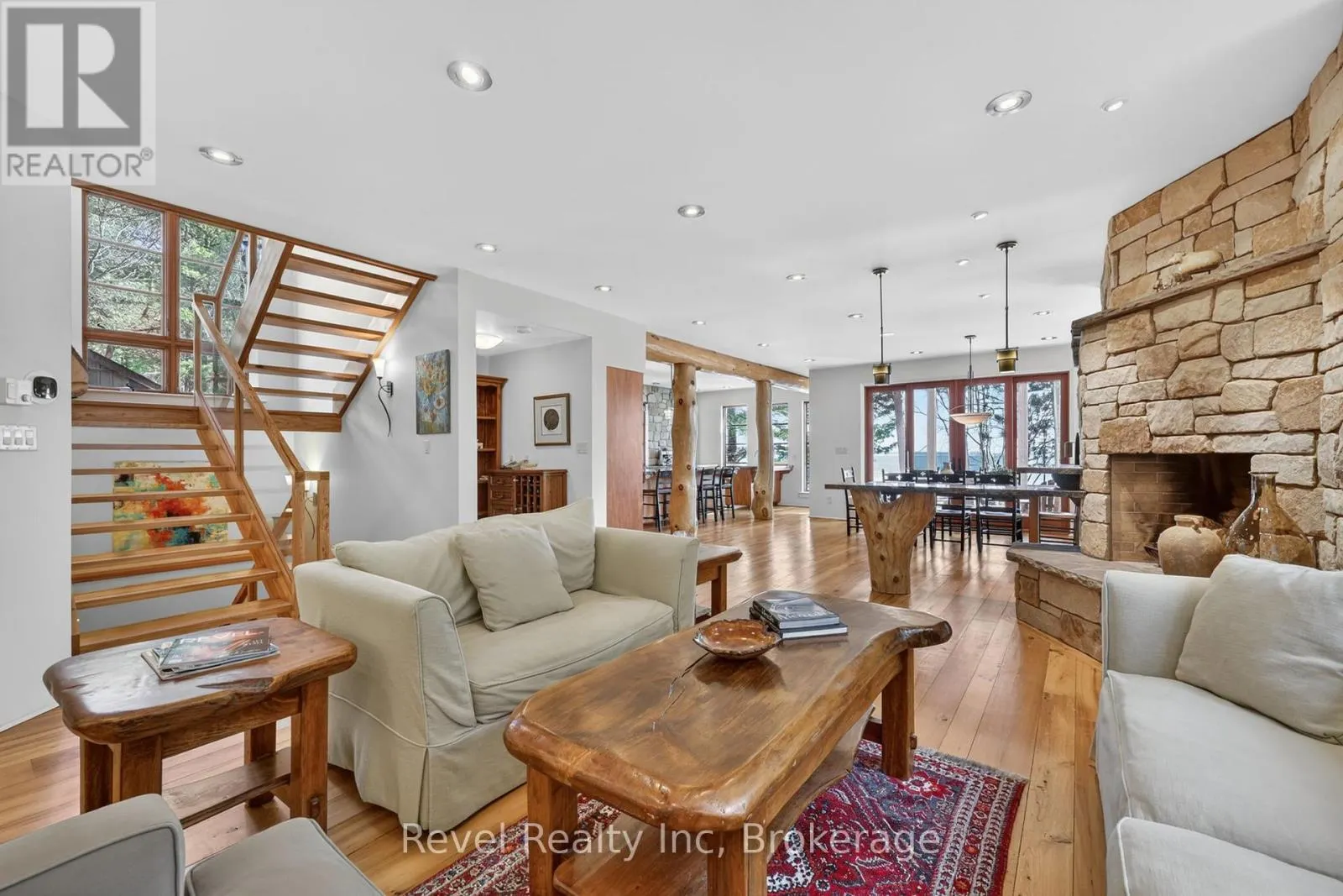 12 WALKER ROAD