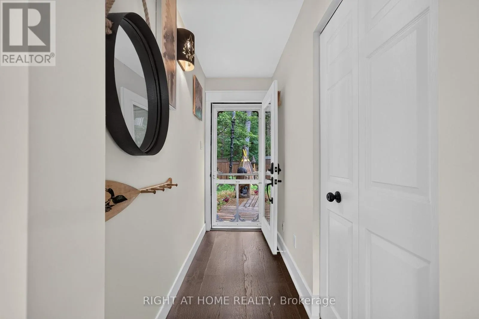 3583 RIVERDALE DRIVE