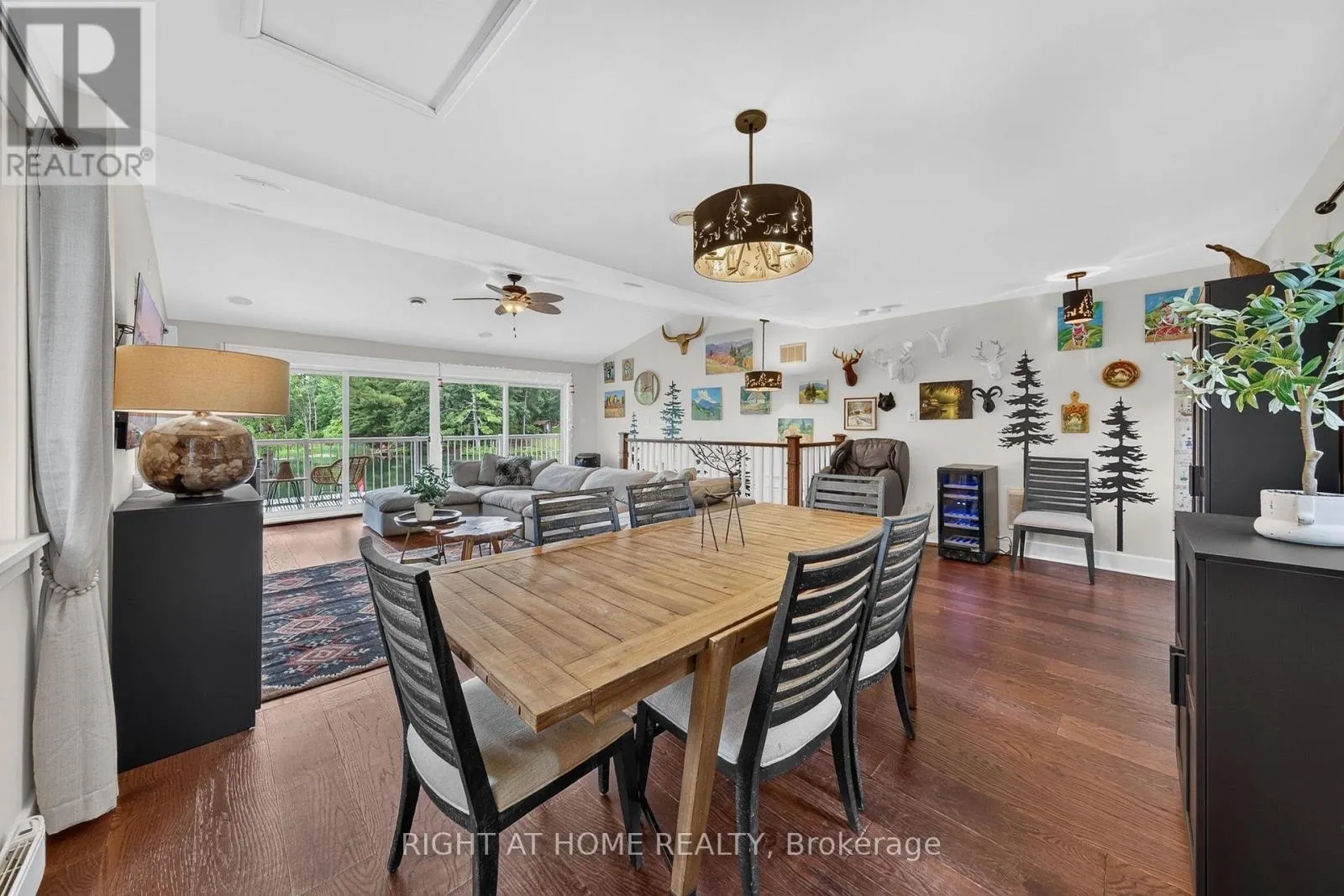 3583 RIVERDALE DRIVE