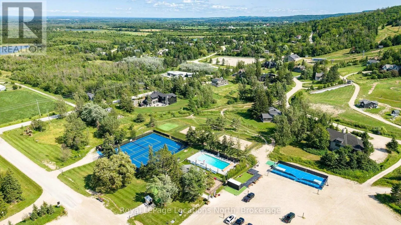 11 OSLER PINES DRIVE