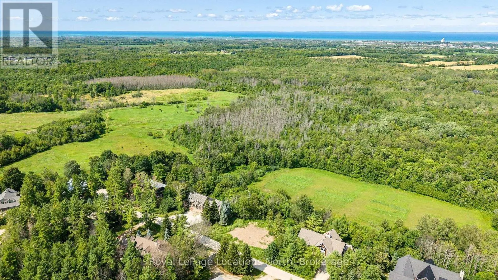 11 OSLER PINES DRIVE