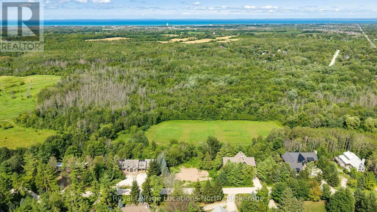 11 OSLER PINES DRIVE