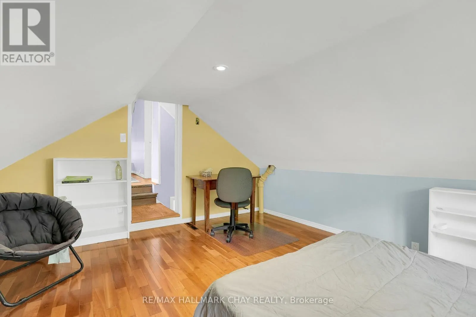 34 NORTH STREET N