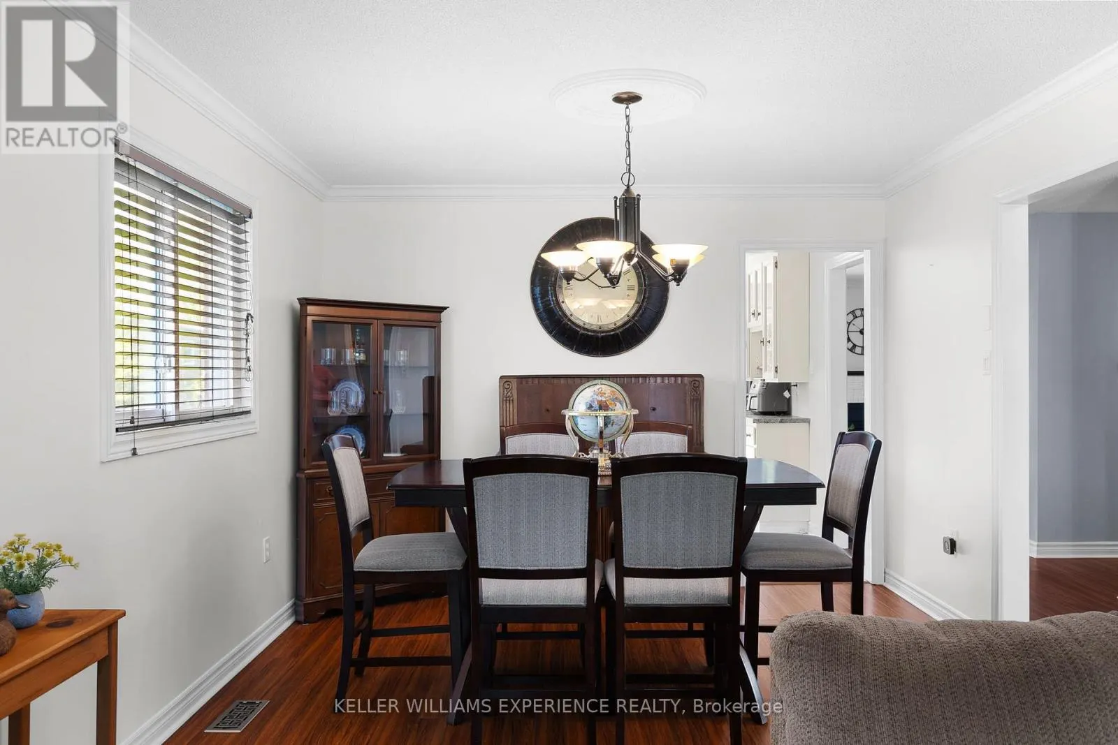 4 CAMPBELL AVENUE