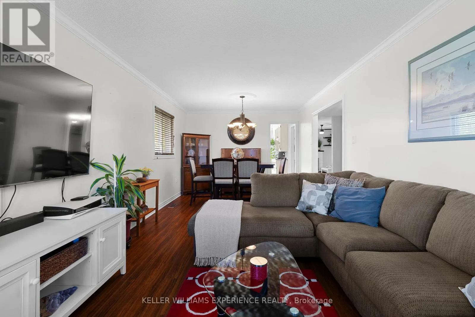4 CAMPBELL AVENUE