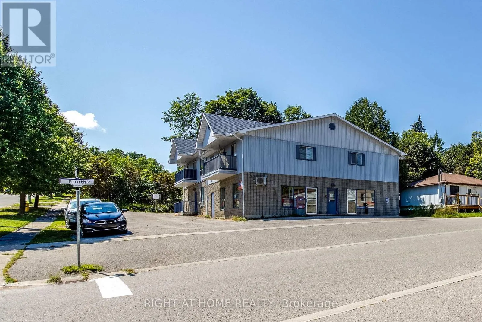770 FOURTH AVENUE