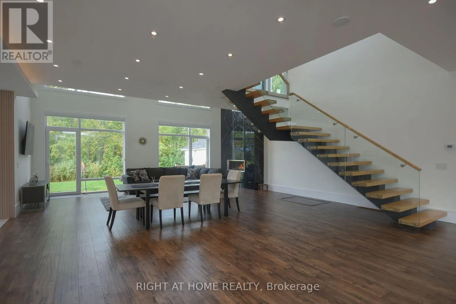 56 SALLOWS DRIVE