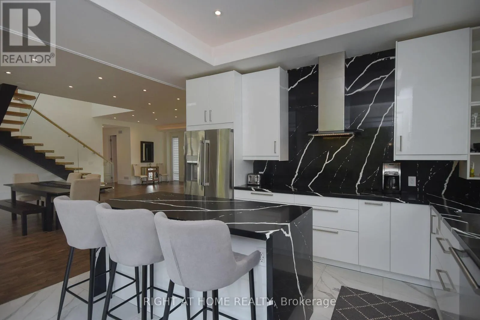 56 SALLOWS DRIVE