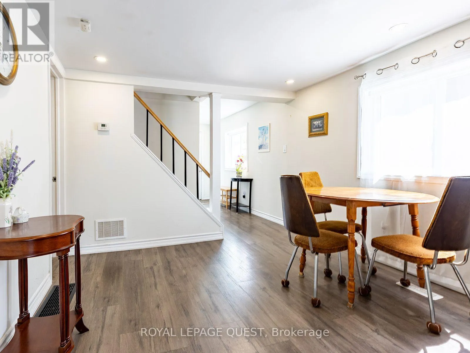 239 FRONT STREET S
