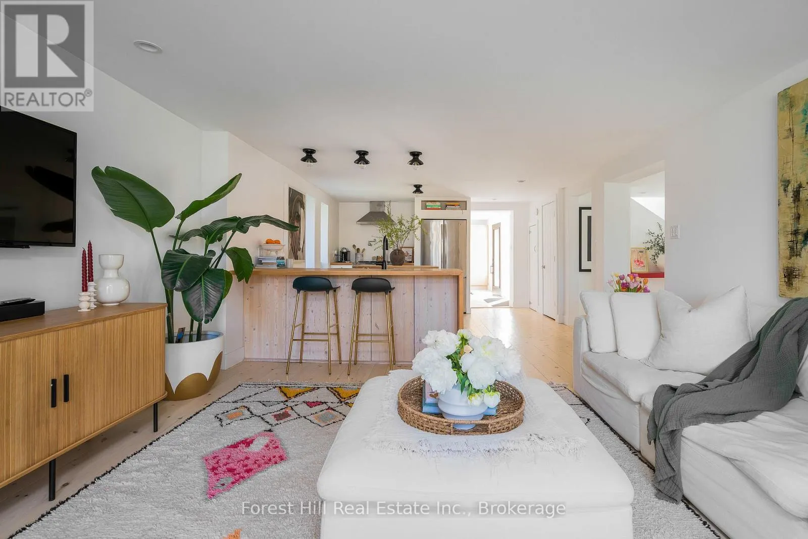 7599 36/37 NOTTAWASAGA SIDE ROAD E