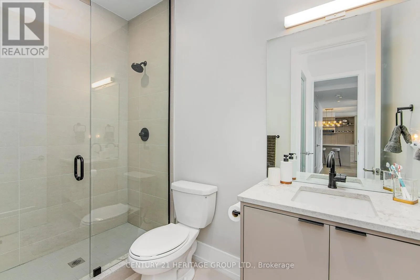 922 - 185 DUNLOP STREET E
