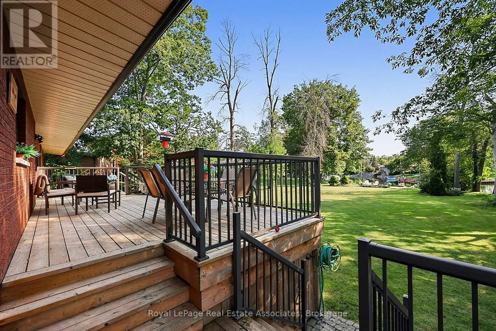 408 MOONEY CRESCENT