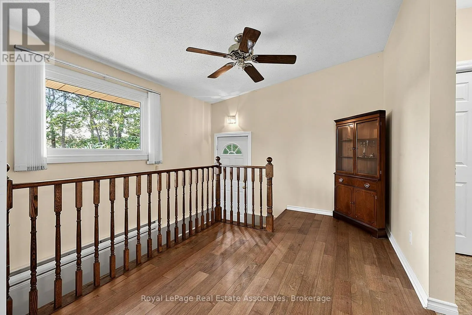 408 MOONEY CRESCENT