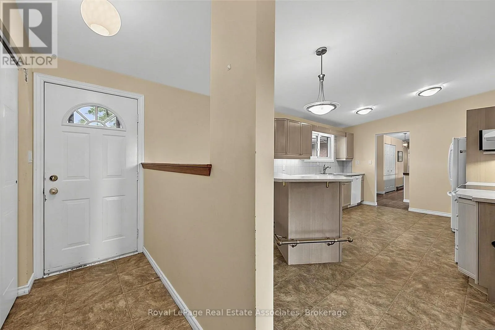 408 MOONEY CRESCENT