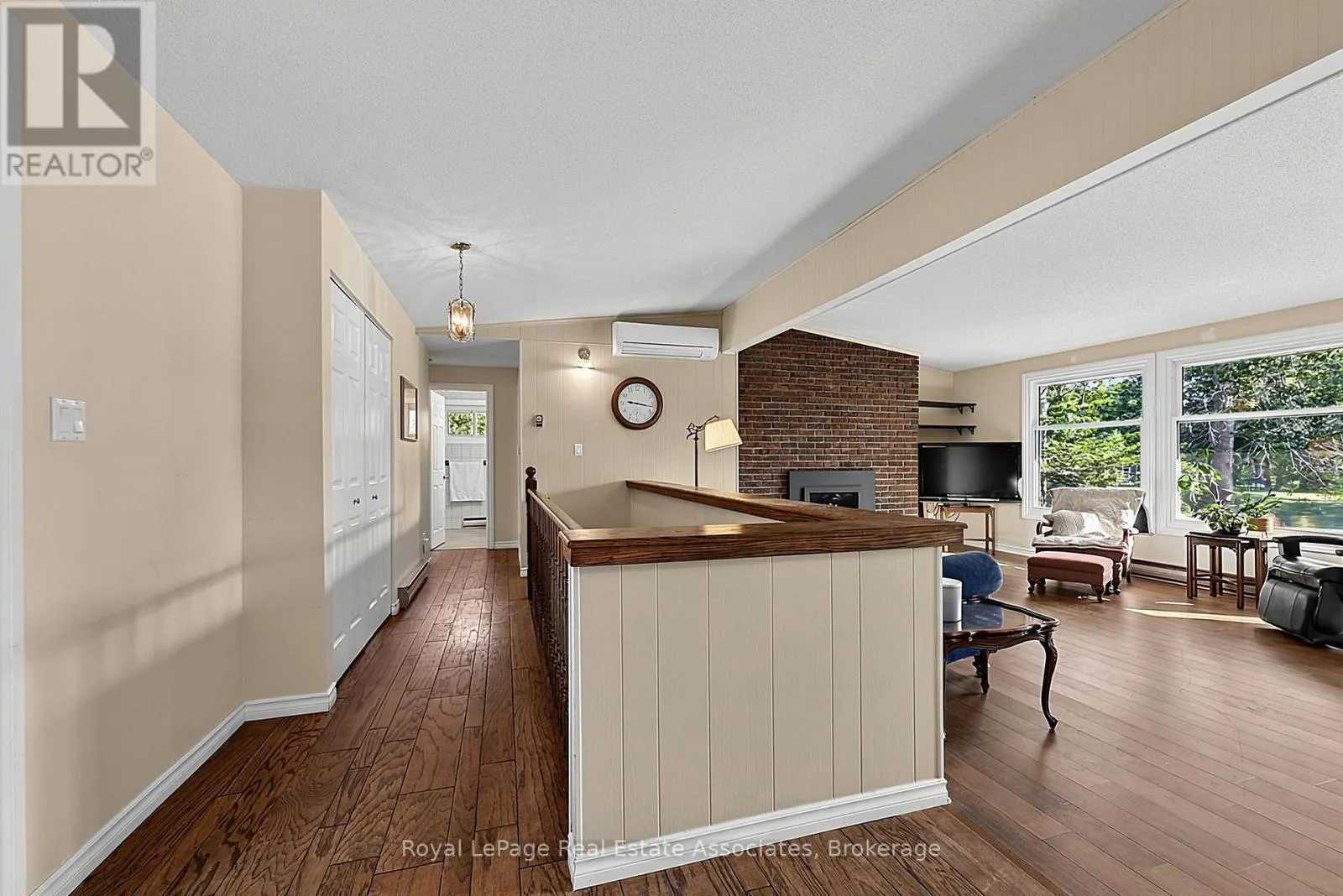 408 MOONEY CRESCENT