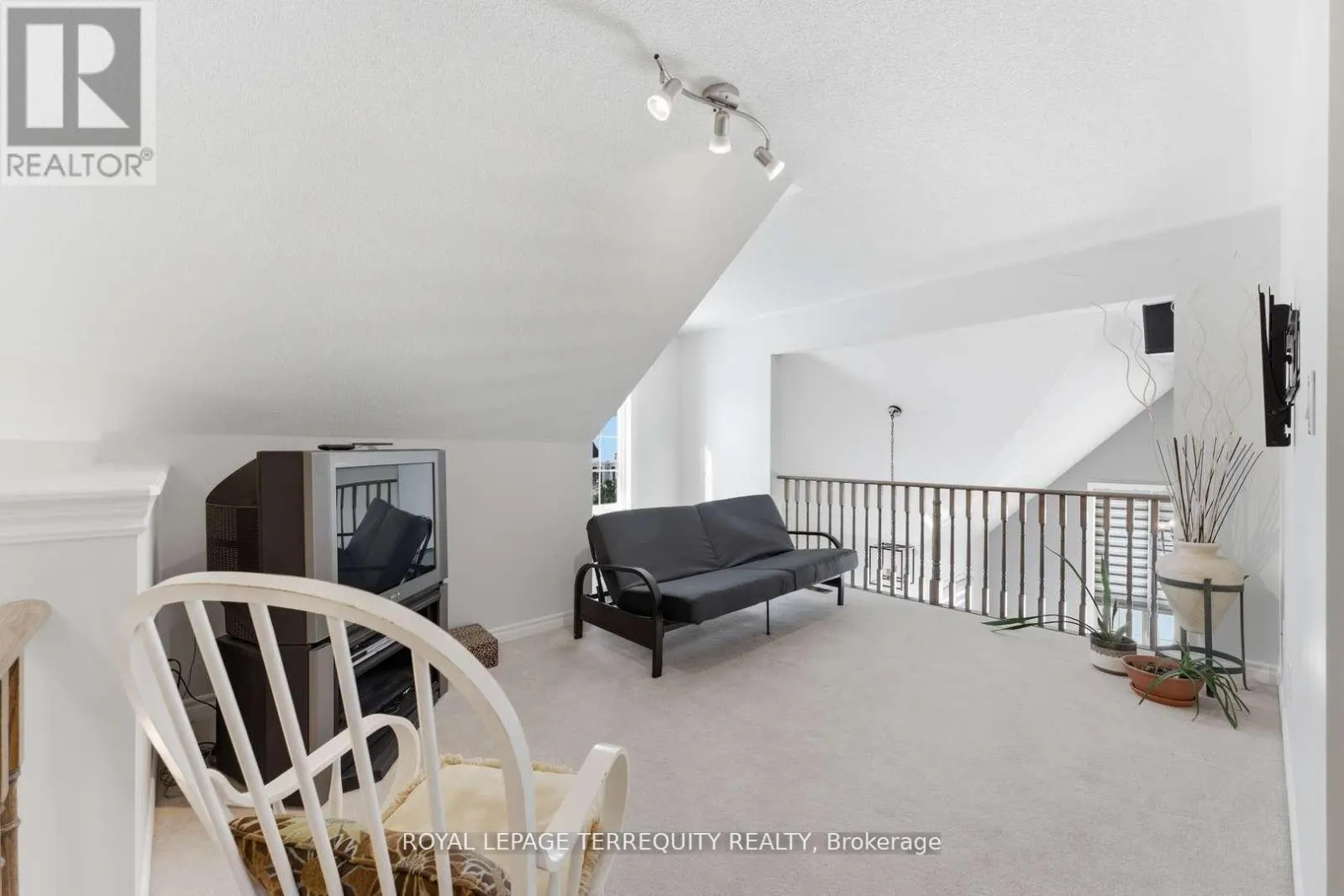 10 CULHAM TRAIL