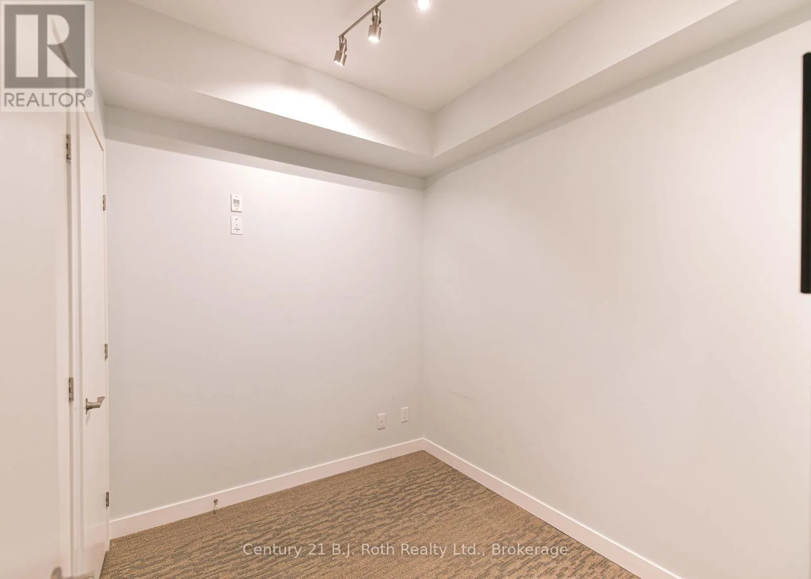 SUITE 206 - 40 HORSESHOE BOULEVARD #Suite 206