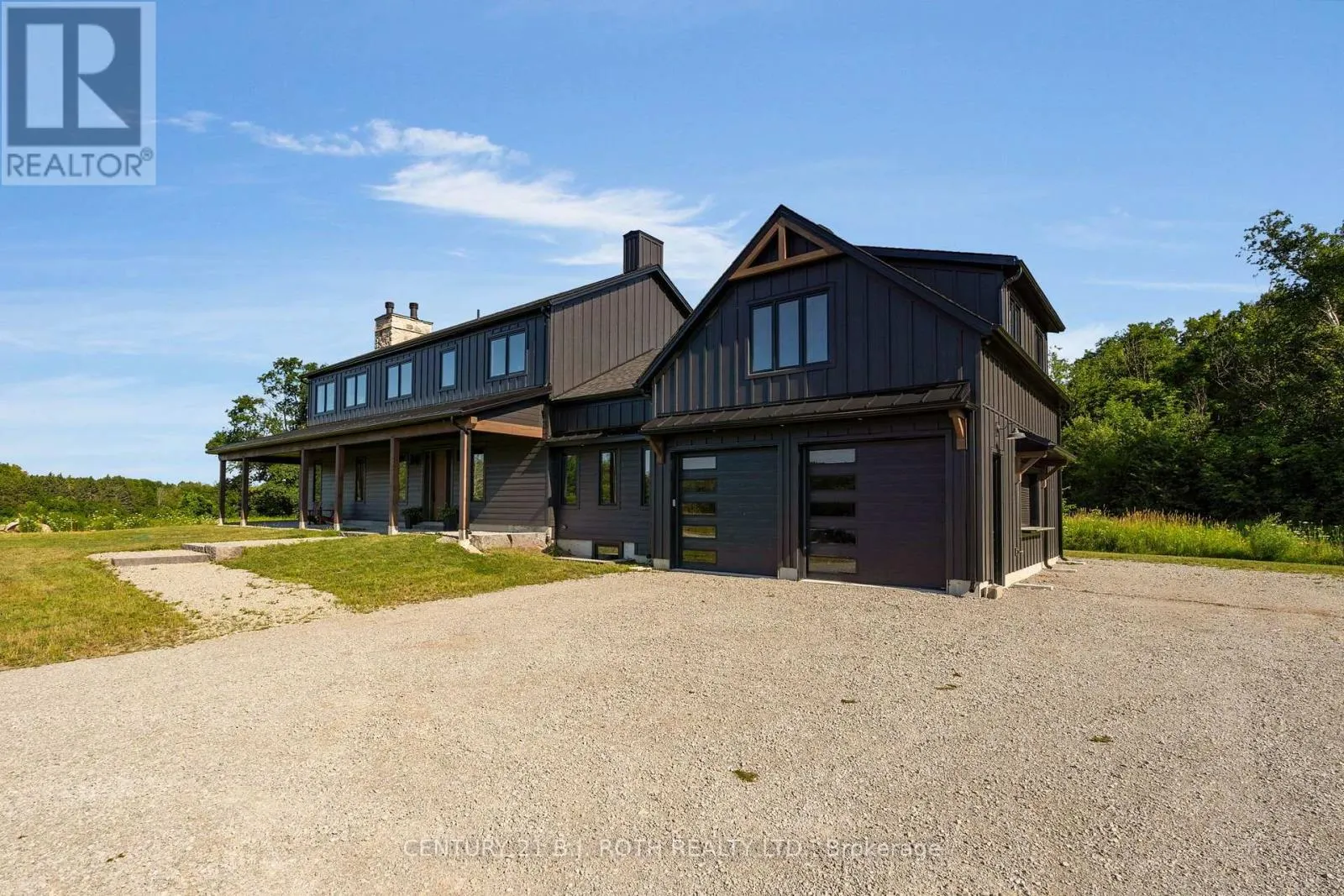 2224 RAINBOW VALLEY ROAD W