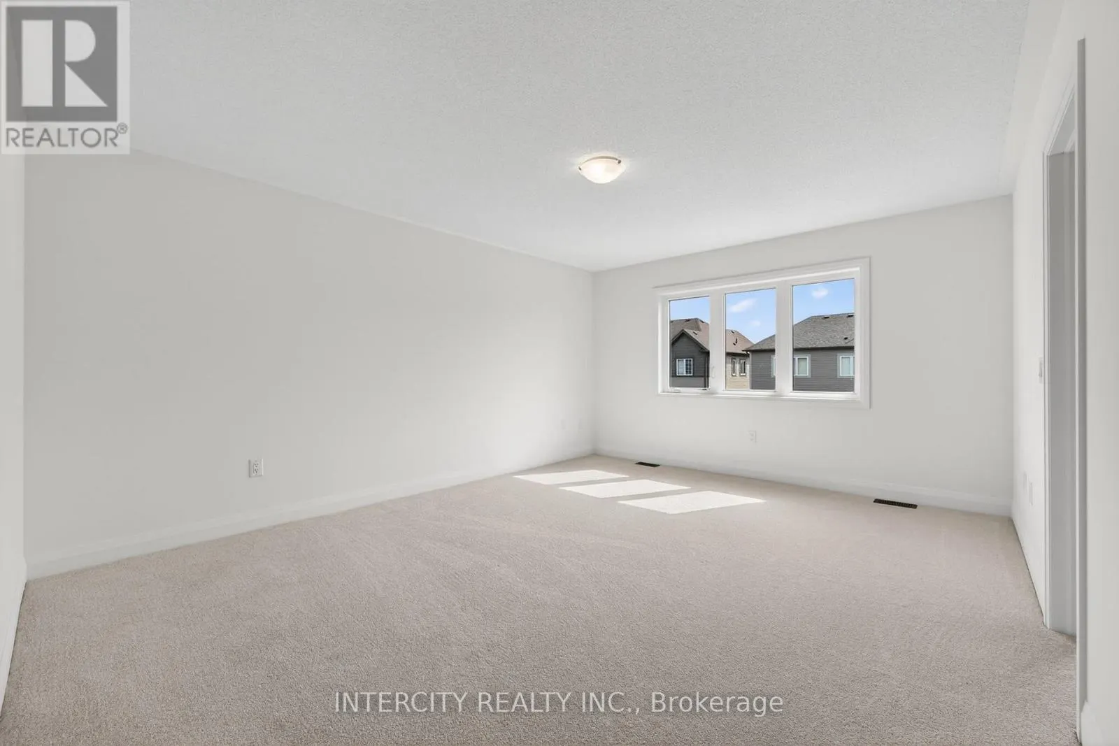 18 LEGACY CIRCLE