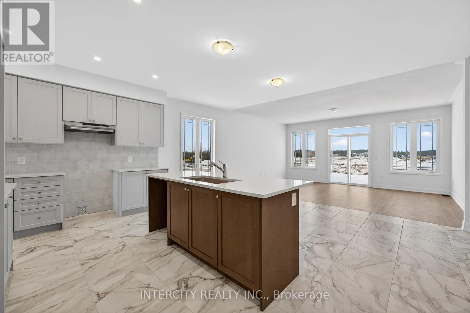 38 LEGACY CIRCLE