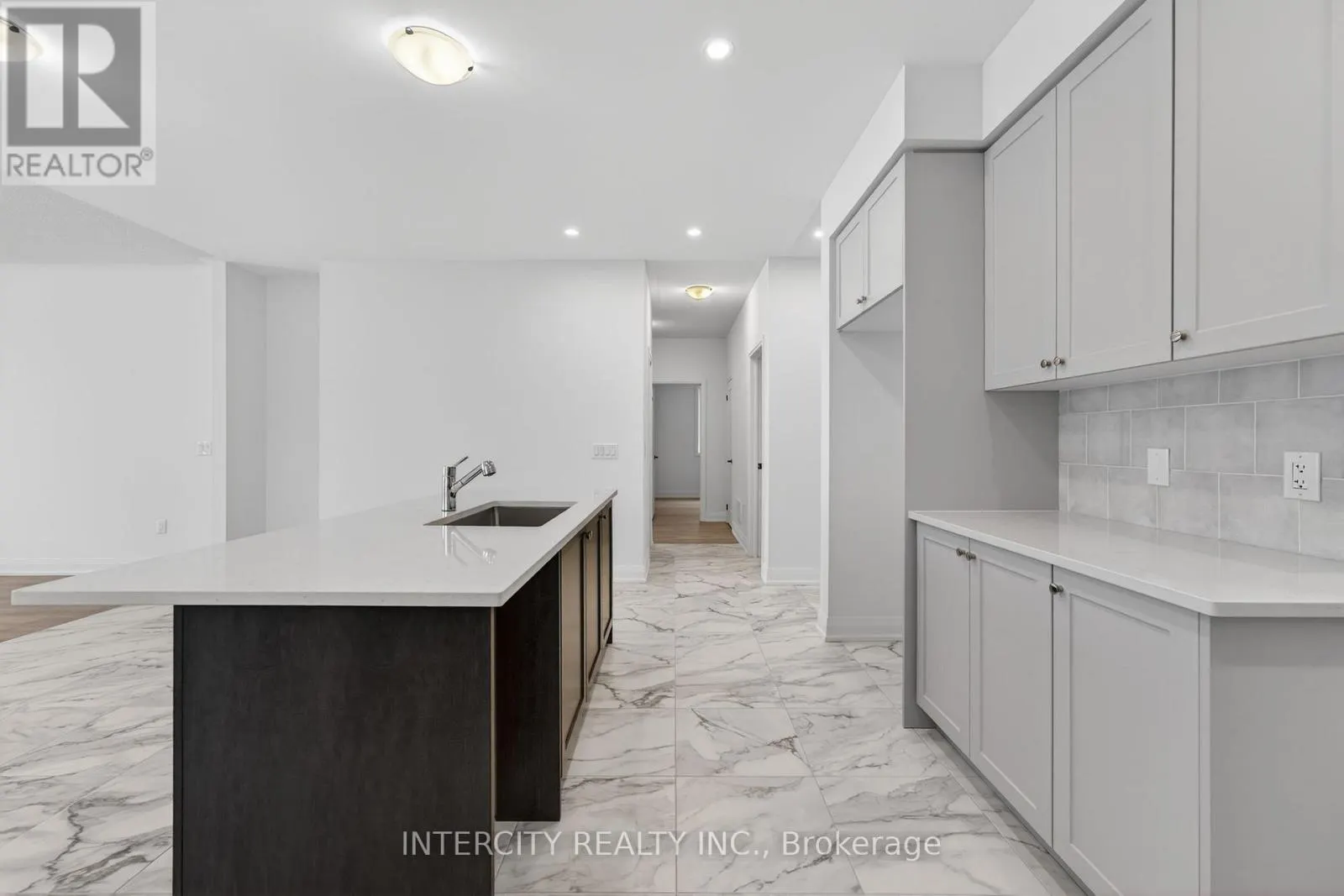 38 LEGACY CIRCLE