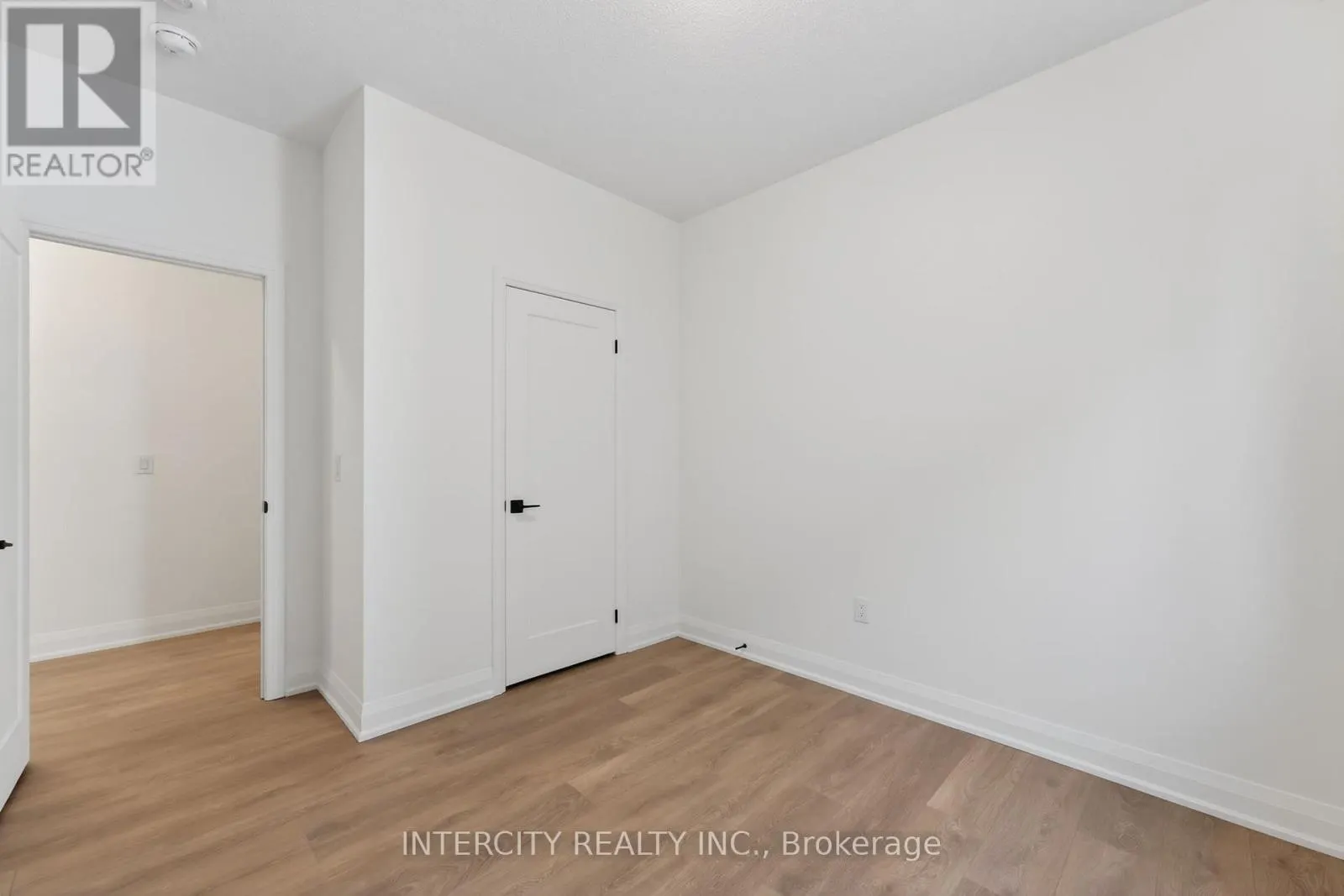38 LEGACY CIRCLE