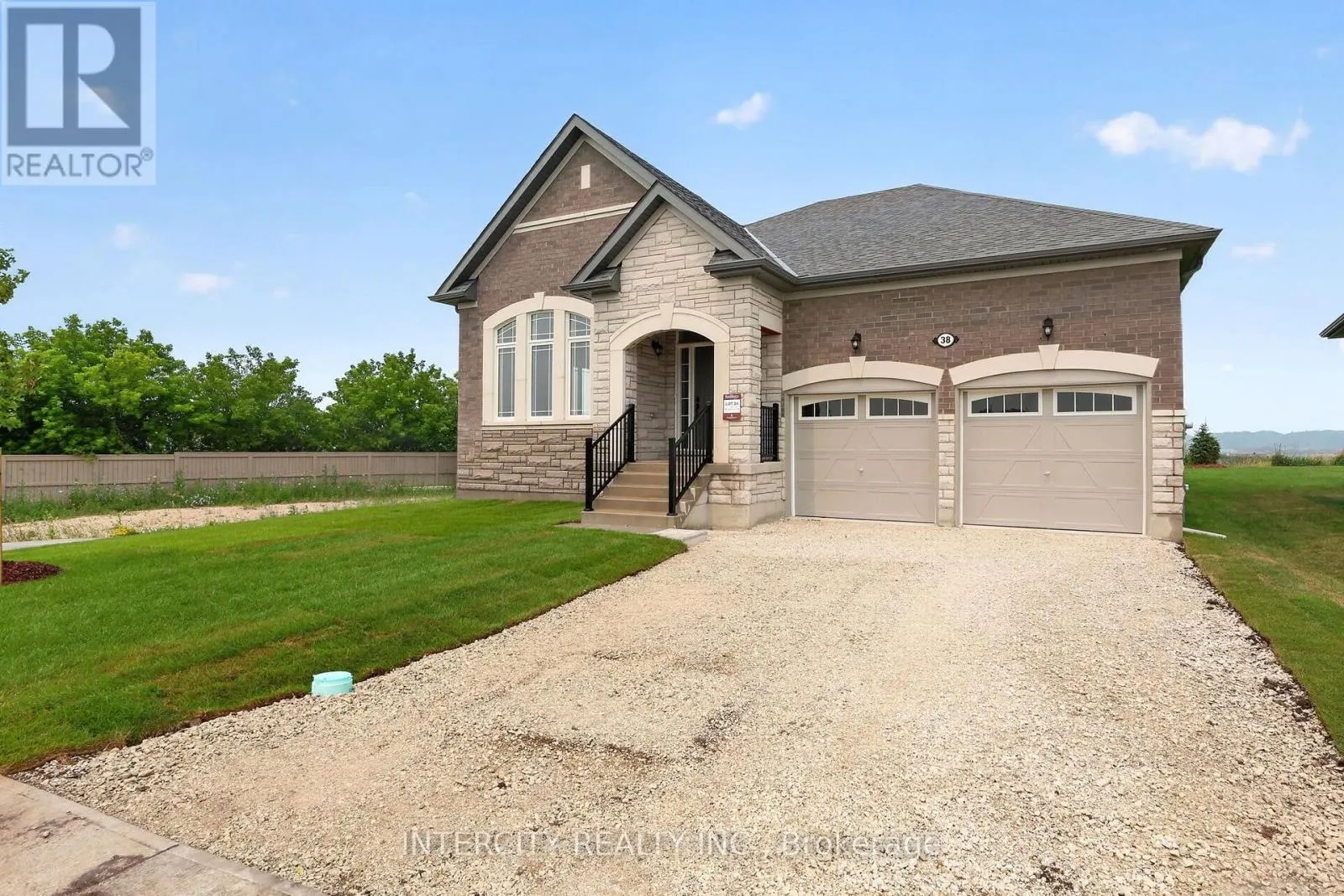 38 LEGACY CIRCLE