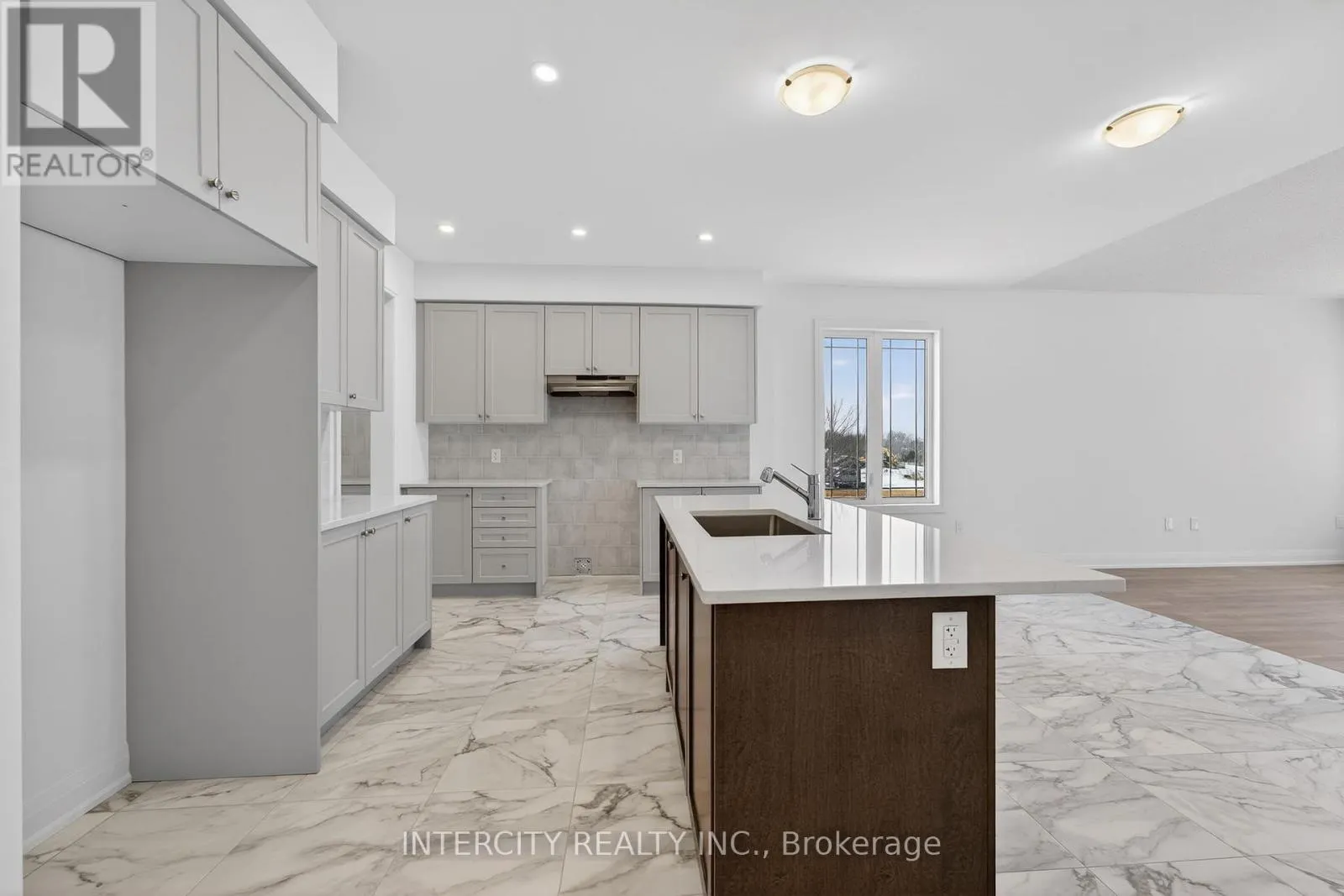 38 LEGACY CIRCLE