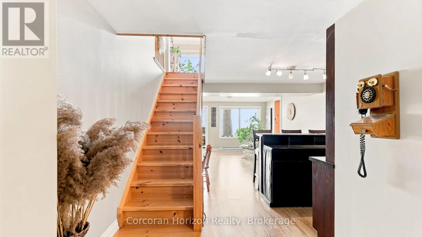 380 ROBINS POINT ROAD