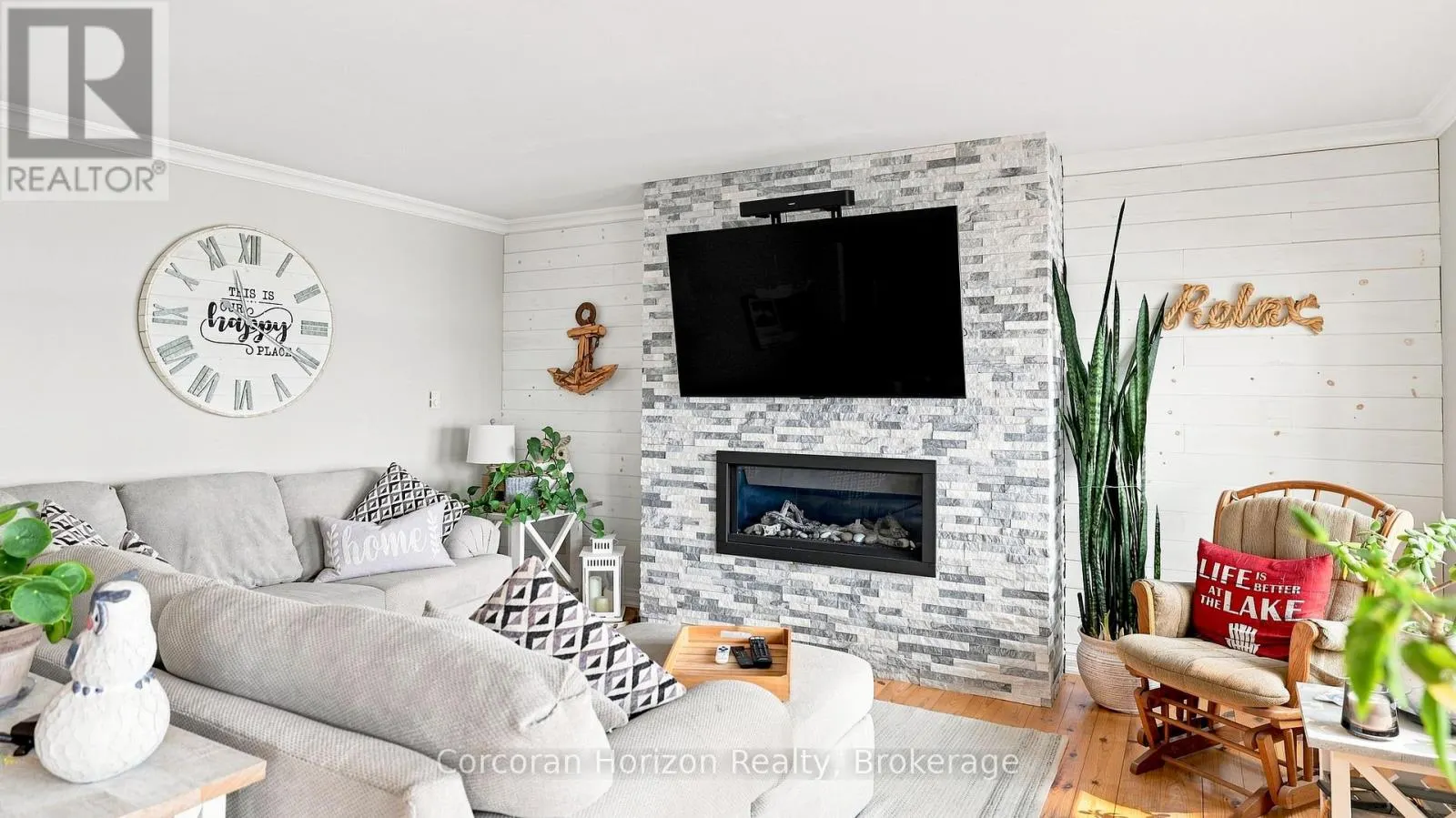 380 ROBINS POINT ROAD