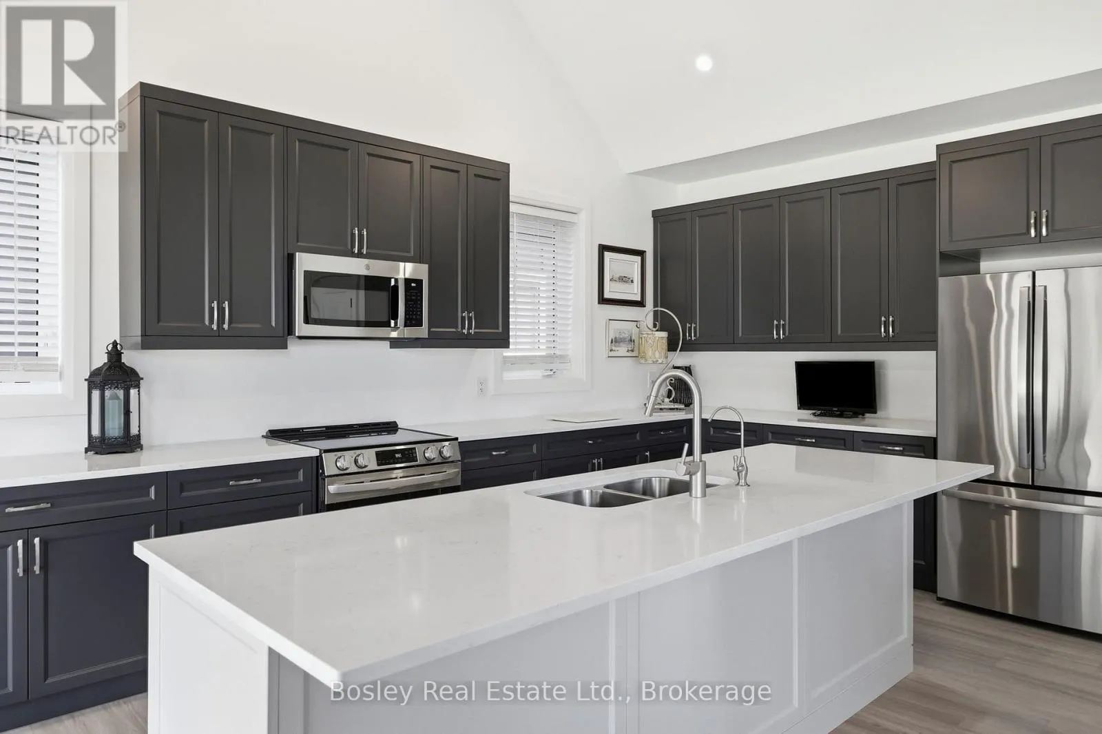 15 PRIVATE MCKAY DRIVE