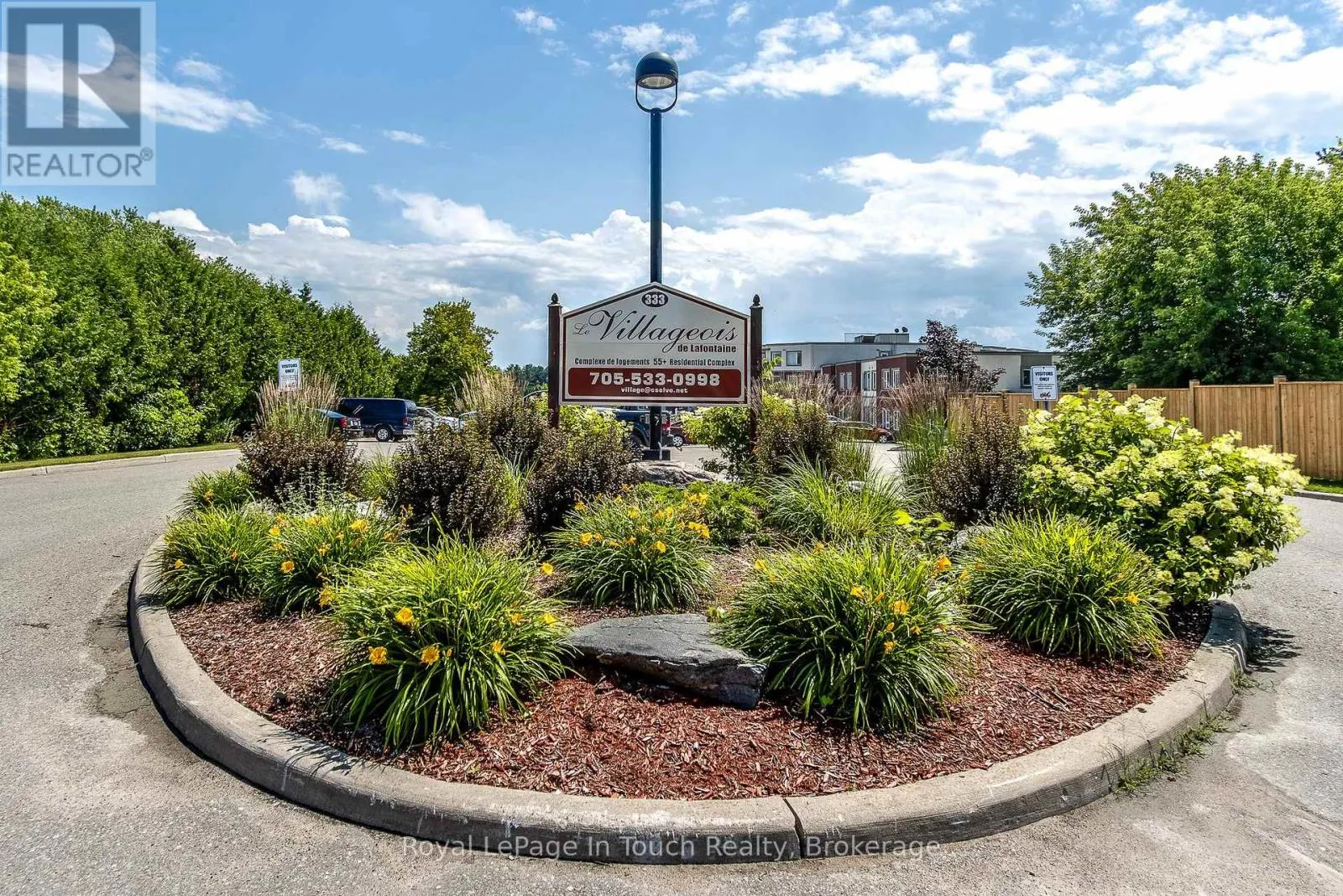310 - 333 LAFONTAINE ROAD W #310