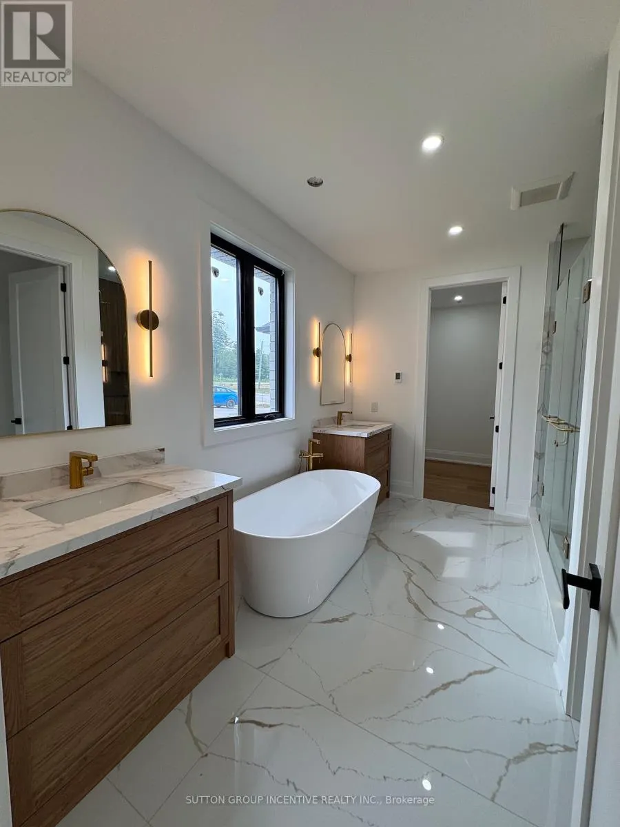 5 JEAN MILLER COURT