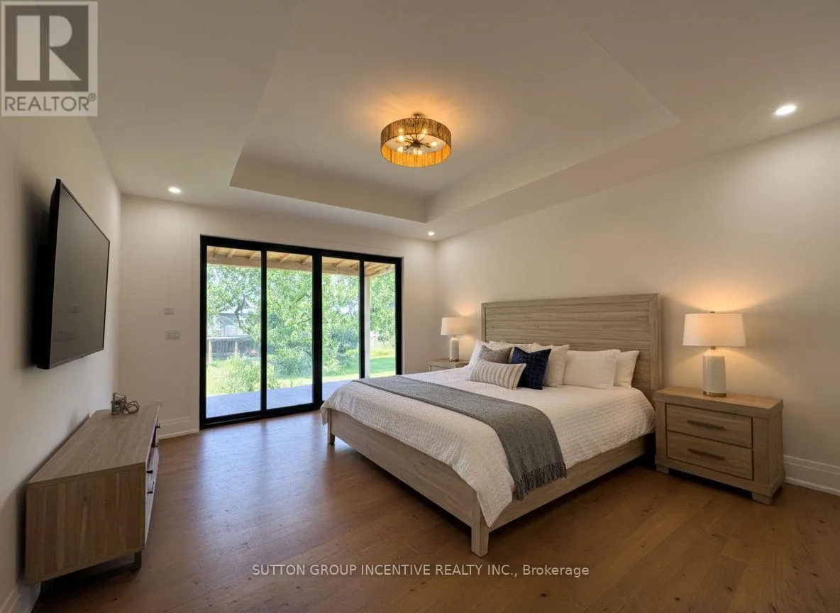 5 JEAN MILLER COURT