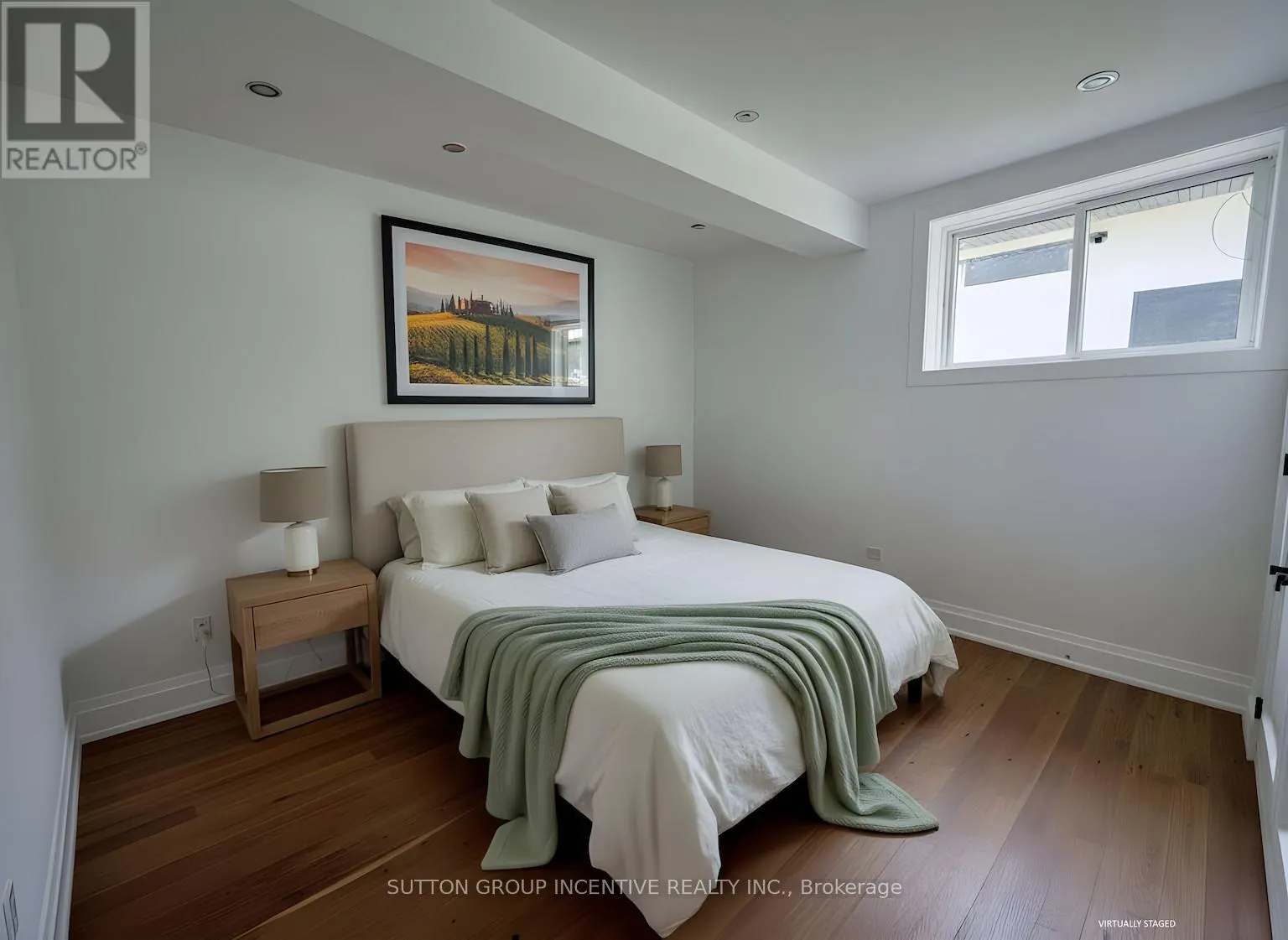5 JEAN MILLER COURT